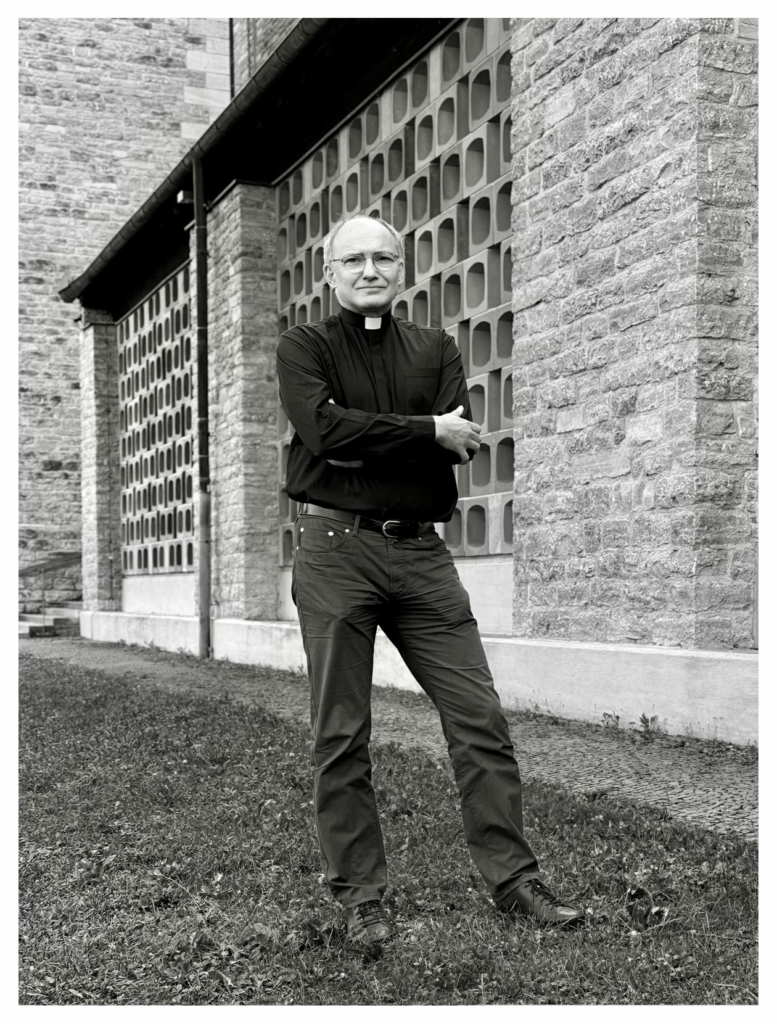 Dr. Tamás Czopf